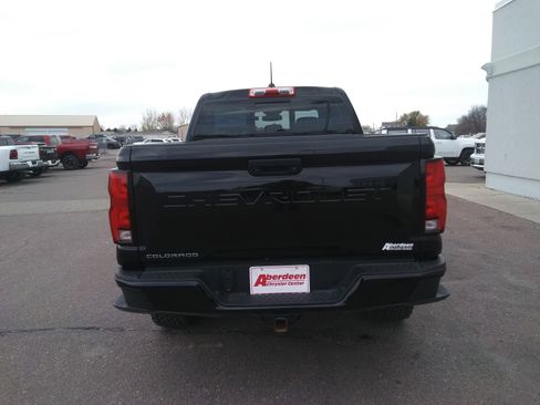 Used 2023 Chevrolet Colorado Z71 w/ Z71 Convenience Package 2 image 6
