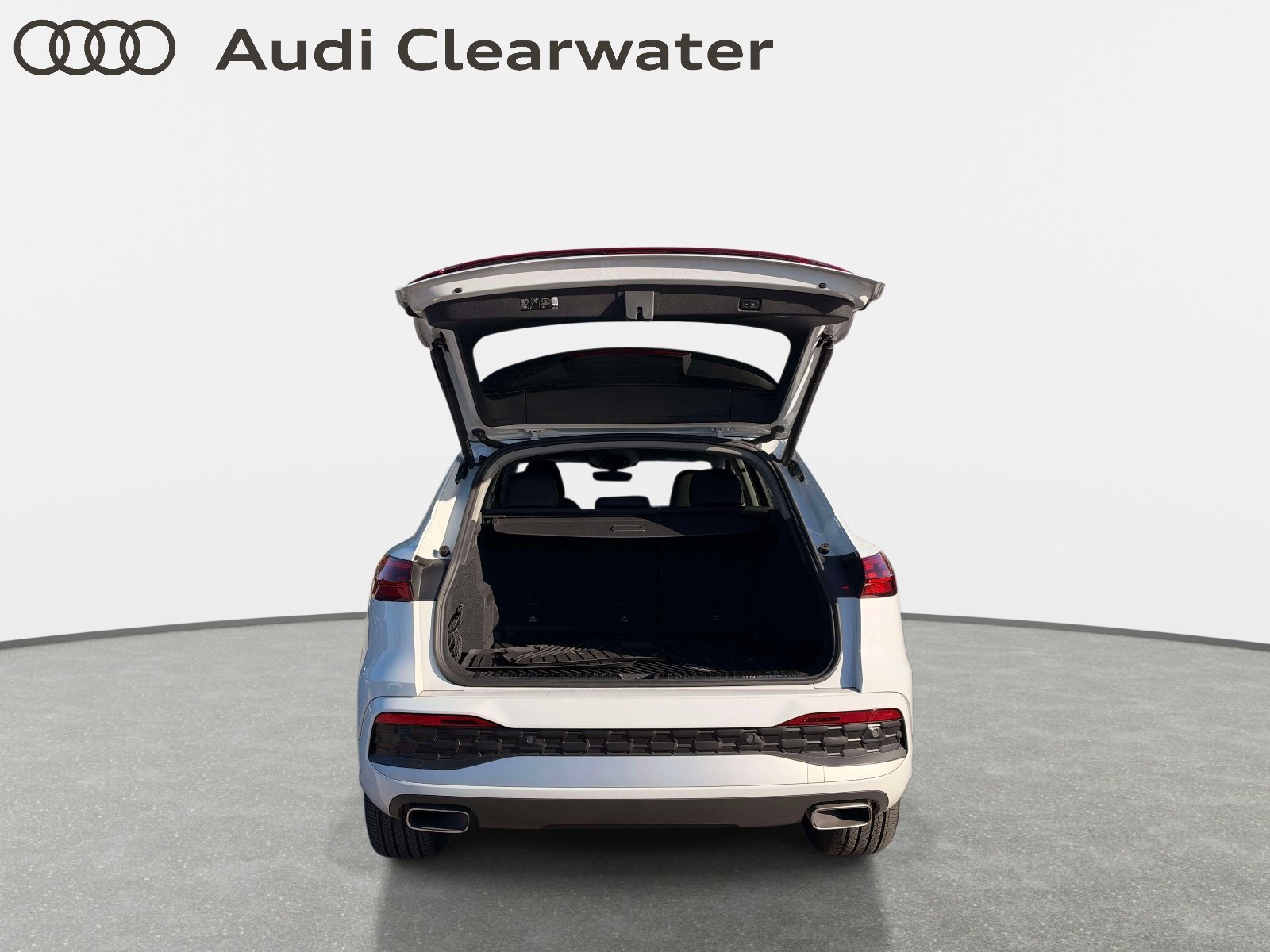Used 2025 Audi Q5 Premium Plus w/ Premium Plus AWD/4WD image 7