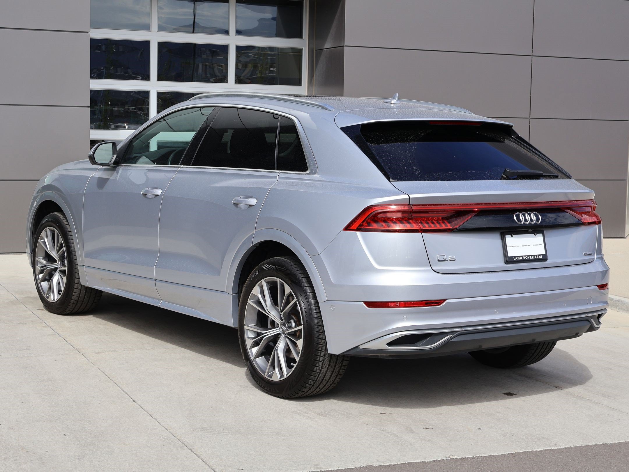 Used 2022 Audi Q8 Premium Plus AWD/4WD image 8