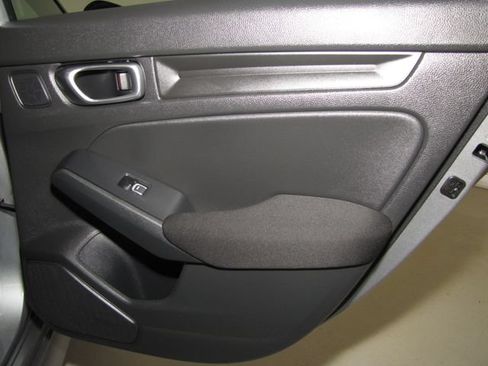 Certified 2023 Honda Civic Sport image 17