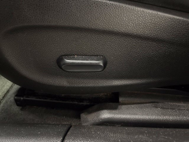 Used 2016 Chevrolet Cruze LT w/ Enhanced Safety Package FWD image 13