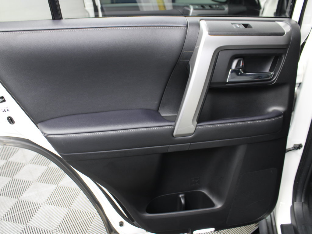 Used 2022 Toyota 4Runner SR5 Premium w/ Moonroof Package AWD/4WD image 53
