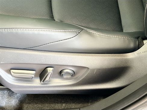 New 2026 Subaru Solterra Limited XT image 21