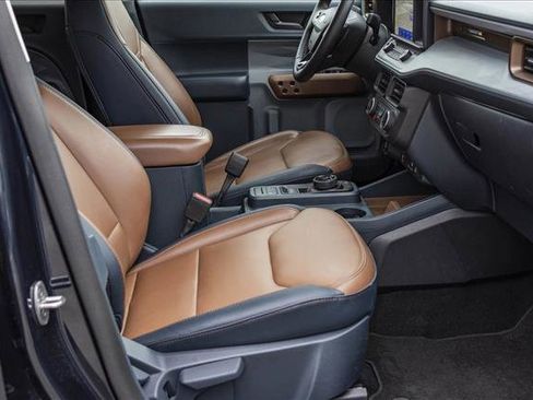 Used 2023 Ford Maverick Lariat w/ Lariat Luxury Package image 29