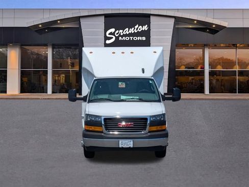 New 2026 GMC Savana 3500 Extended w/ Power Convenience Package RWD image 8