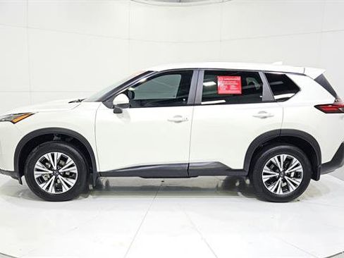 Certified 2022 Nissan Rogue SV FWD image 5