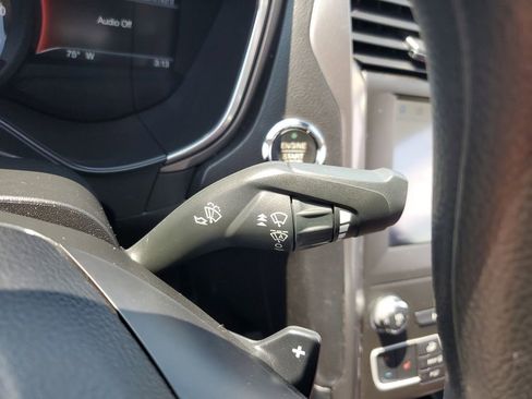 Used 2020 Ford Fusion SE image 16