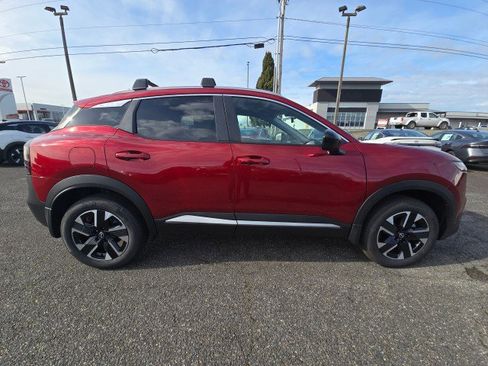 New 2026 Nissan Kicks SV w/ Cold Weather Package image 2