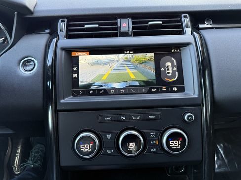 Used 2020 Land Rover Discovery SE AWD/4WD image 26