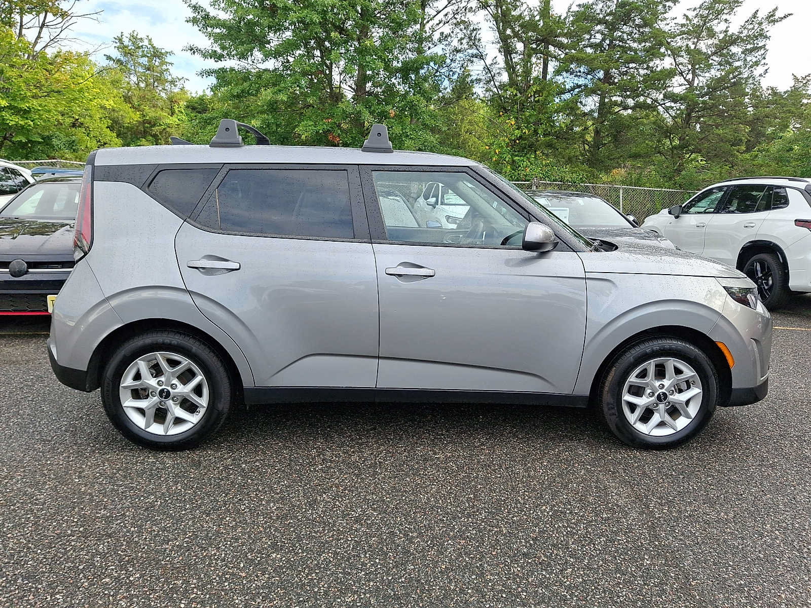 Used 2023 Kia Soul LX w/ LX Technology Package FWD image 7