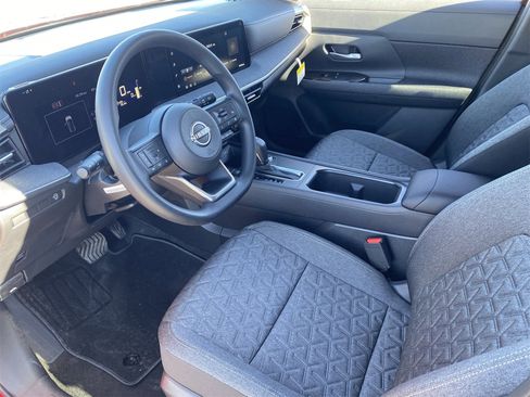 New 2026 Nissan Kicks SV image 19