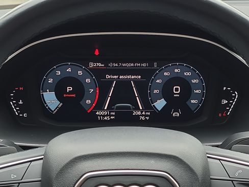 Used 2023 Audi Q3 2.0T Premium Plus w/ Premium Plus Package AWD/4WD image 19