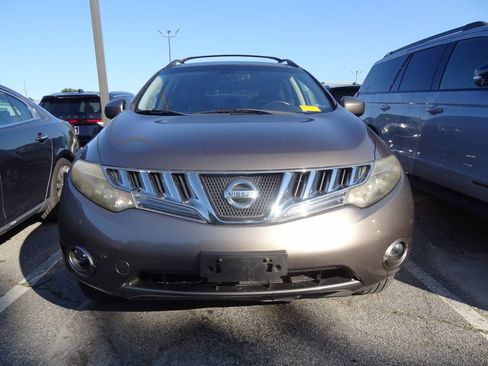 Used 2009 Nissan Murano SL w/ Technology Pkg FWD image 2