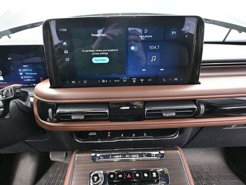 Used 2025 Lincoln Aviator Reserve w/ Jet Appearance Package image 35