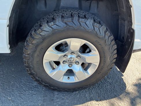 Used 2021 RAM 1500 Big Horn AWD/4WD image 17