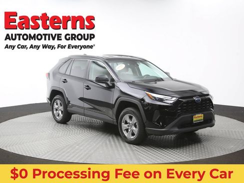 Used 2023 Toyota RAV4 LE AWD/4WD image 48