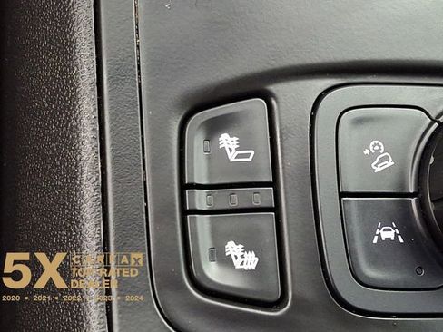 Used 2021 GMC Terrain SLT w/ Infotainment Package II image 29