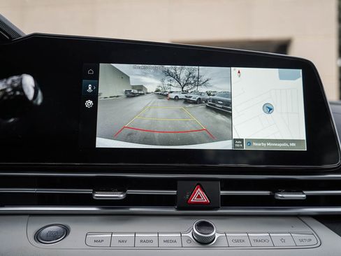 New 2026 Hyundai Elantra Limited image 23