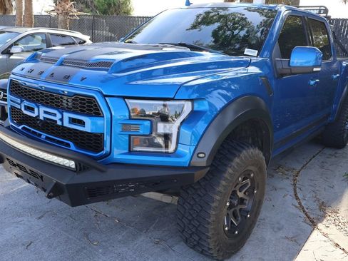 Used 2019 Ford F150 Raptor w/ Equipment Group 802A Luxury AWD/4WD image 2