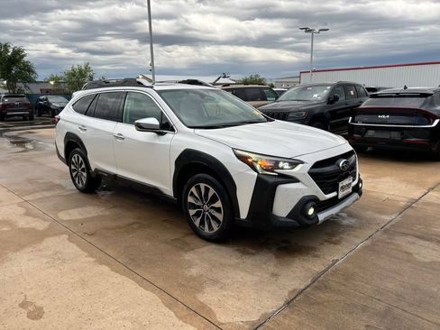 Used 2024 Subaru Outback Touring XT AWD/4WD image 4