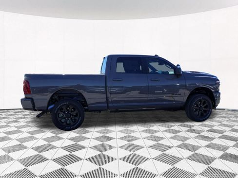 New 2026 RAM 2500 Laramie AWD/4WD image 11