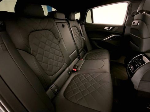 Certified 2026 BMW X6 xDrive40i w/ Climate Comfort Package image 15