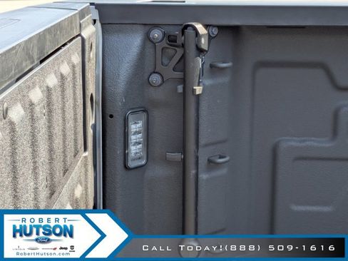 Used 2023 GMC Sierra 1500 SLT image 14