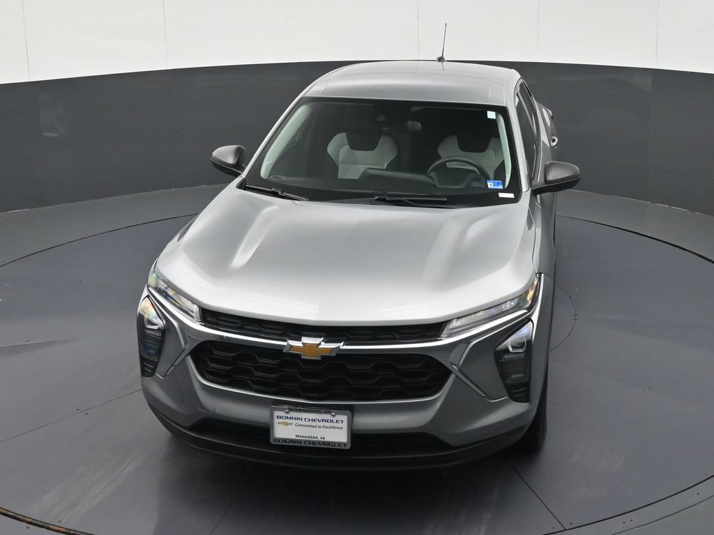 Certified 2024 Chevrolet Trax LS FWD image 29