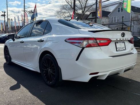 Used 2020 Toyota Camry SE image 7