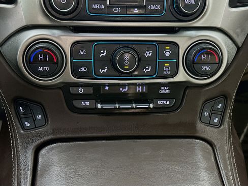 Used 2018 Chevrolet Tahoe Premier image 16