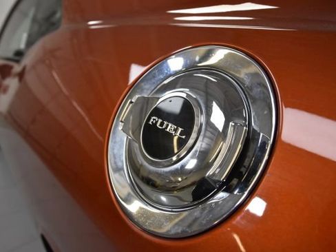 Used 2021 Dodge Challenger SXT image 35