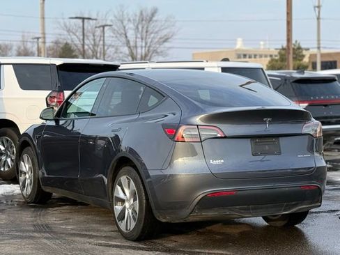 Used 2023 Tesla Model Y Long Range image 46