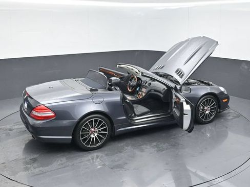 Used 2009 Mercedes-Benz SL 550 w/ Premium I Pkg image 59
