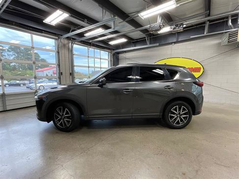 Used 2017 MAZDA CX-5 Grand Touring FWD image 2