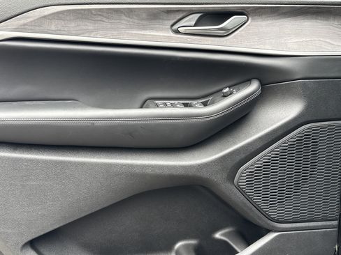 New 2026 Jeep Grand Cherokee L 4WD image 12