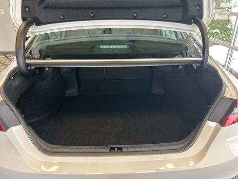 Used 2024 Toyota Camry LE image 11