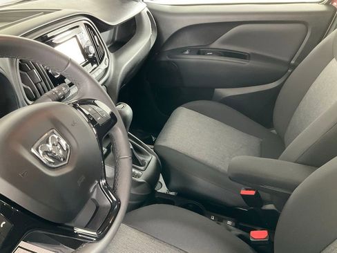 Used 2022 RAM ProMaster City Base w/ Lights & Wheels Group image 12