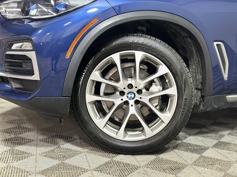 Used 2019 BMW X5 xDrive40i w/ Off-Road Package image 2