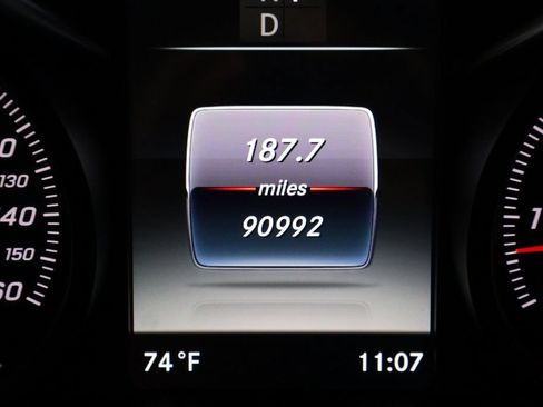 Used 2018 Mercedes-Benz GLC 300 image 17