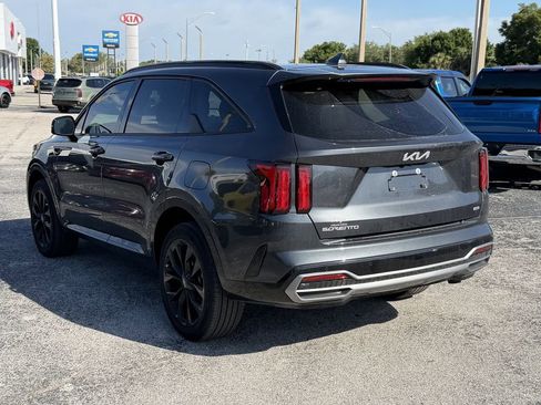 Certified 2023 Kia Sorento SX AWD/4WD image 7