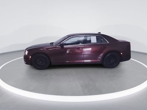 Used 2016 Chrysler 300 Limited w/ Driver Convenience Group AWD/4WD image 6