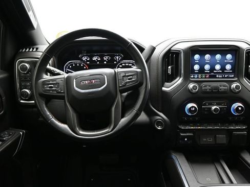 Used 2021 GMC Sierra 1500 AT4 w/ AT4 Preferred Package AWD/4WD image 15