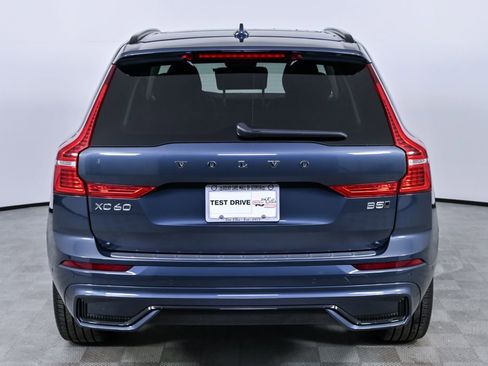 Certified 2024 Volvo XC60 B5 Ultimate w/ Protection Package Premier image 32