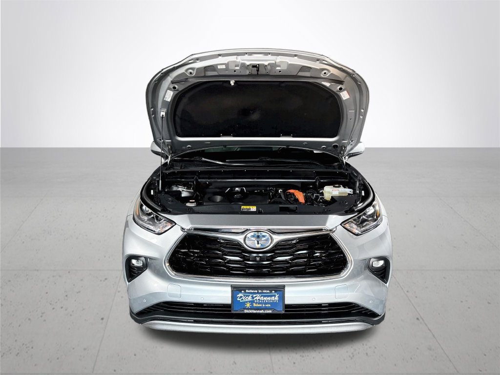Used 2021 Toyota Highlander Platinum AWD/4WD image 23