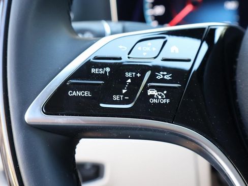 Used 2022 Mercedes-Benz E 450 4MATIC Sedan image 22