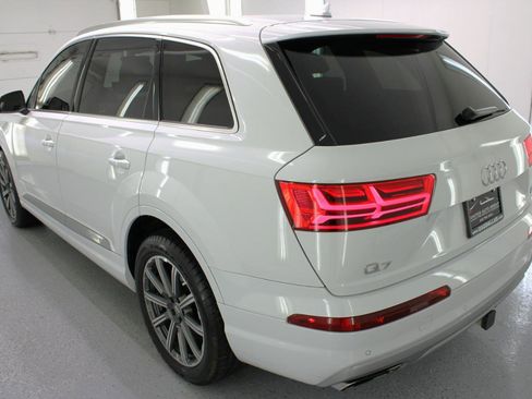Used 2017 Audi Q7 3.0T Prestige w/ Prestige Package image 7