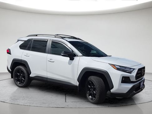 Used 2022 Toyota RAV4 TRD Off-Road w/ TRD Off-Road Weather Package AWD/4WD image 4