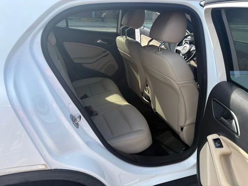 Used 2019 Mercedes-Benz GLA 250 image 11