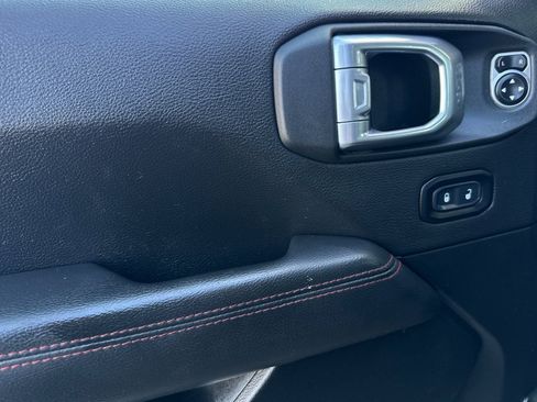 Used 2021 Jeep Wrangler Unlimited Rubicon image 11