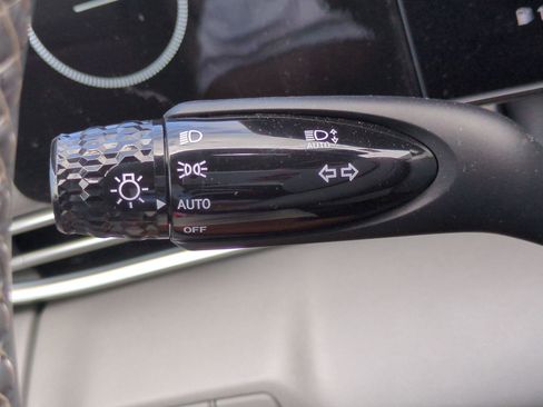 New 2025 Hyundai Elantra SEL image 26